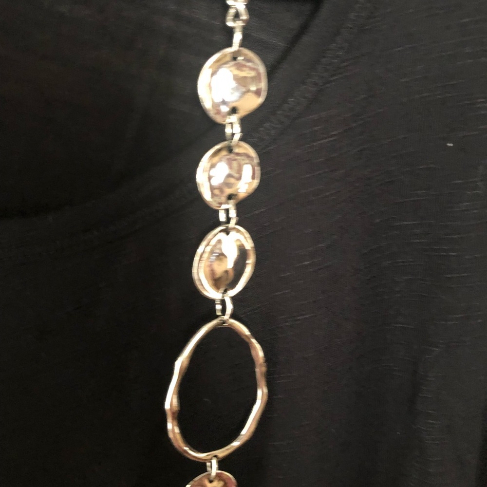 Hammered Disk and Oval Links Silver Statement Boutique Necklace NWT - Picture 6 of 7